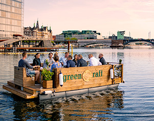 Fahrt mit dem Floss durch Kopenhagen (photo by Visit Denmark)