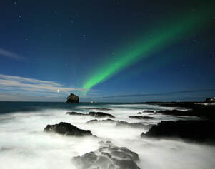 Polarlicht über der Halbinsel Reykjanes.