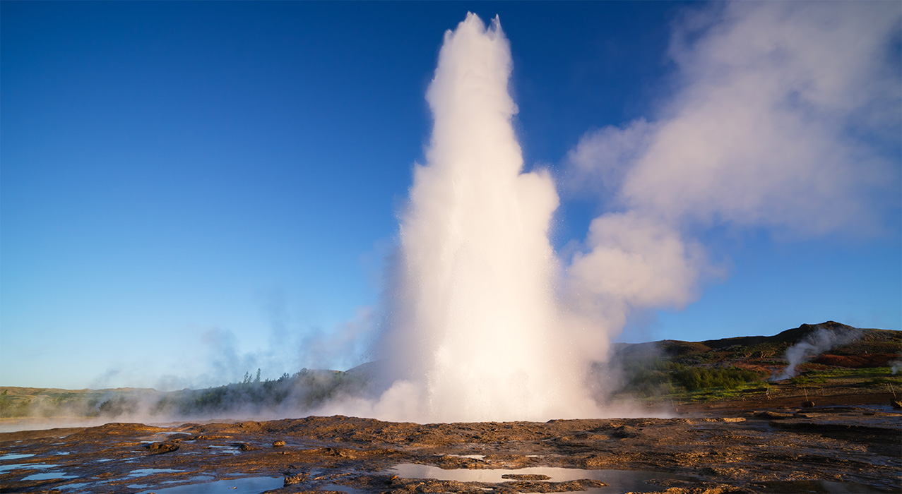 Der Geysir, ein einzigartige Naturschauspiel.