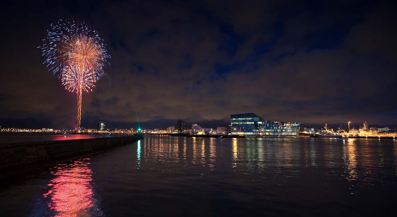 Feuerwerk in Reykjavík an Silvester